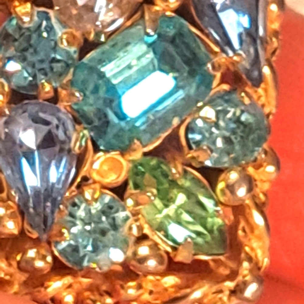 BARCLAY VINTANGE EARRINGS - Picture 3 of 6